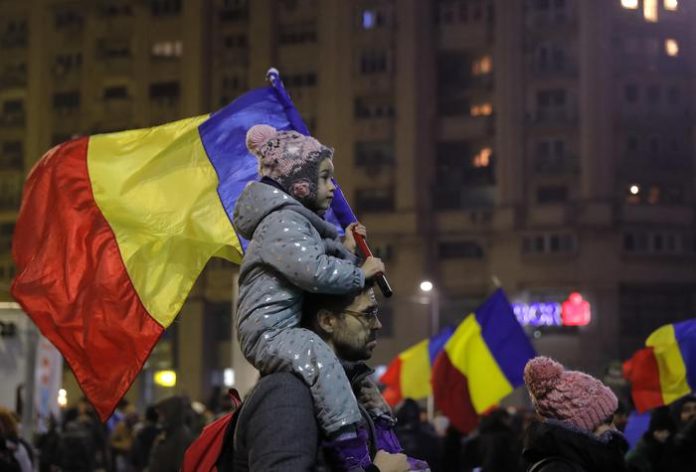 In Romania protesta non si ferma, 'governo se ne vada'