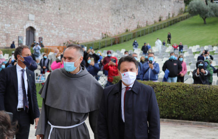 ++ Conte ad Assisi per celebrazioni San Francesco ++